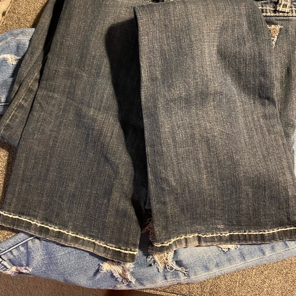 Barely worn - Picture 2 of 4